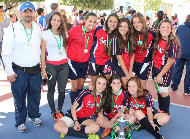 斯文松：今天的机会比上一次对阵药厂时还多，但不进球都没用