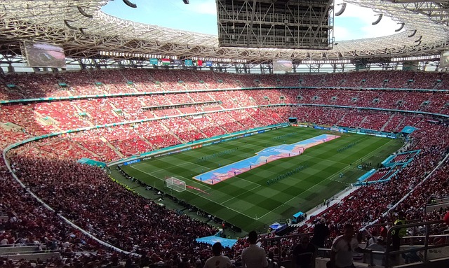 也在和欧美 也在和欧美